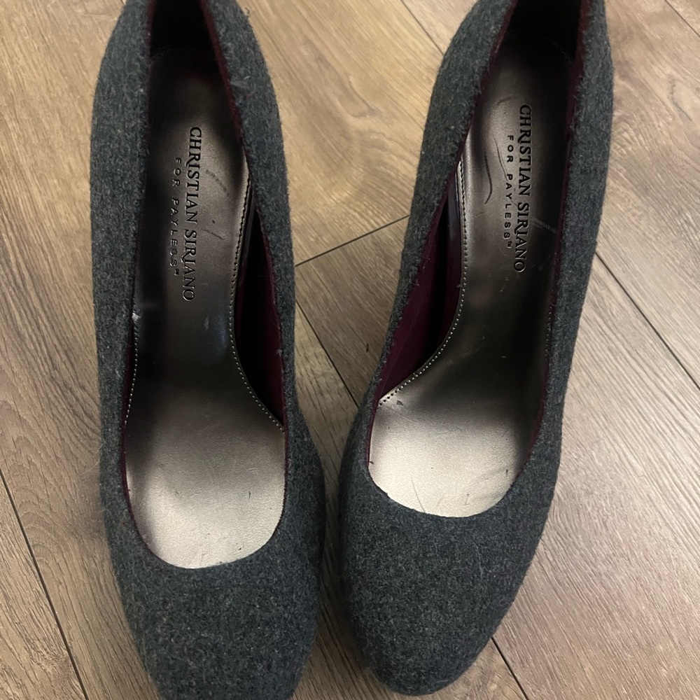 Christian Siriano Women's Dark Gray Heels